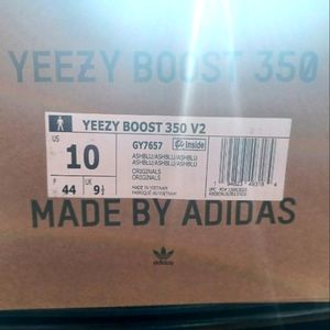 Yeezy Boost 350 V2 Gray size 10 in men sneakers
